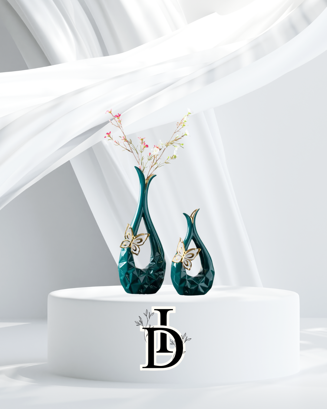 Vase créatif en céramique avec fleurs séchées