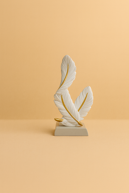 Plume Décorative Blanche & Doréer