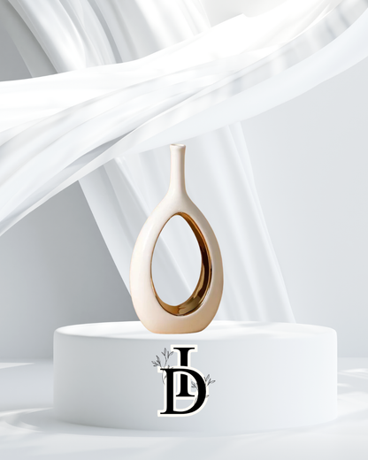 Vase géométrique en céramique blanc et or