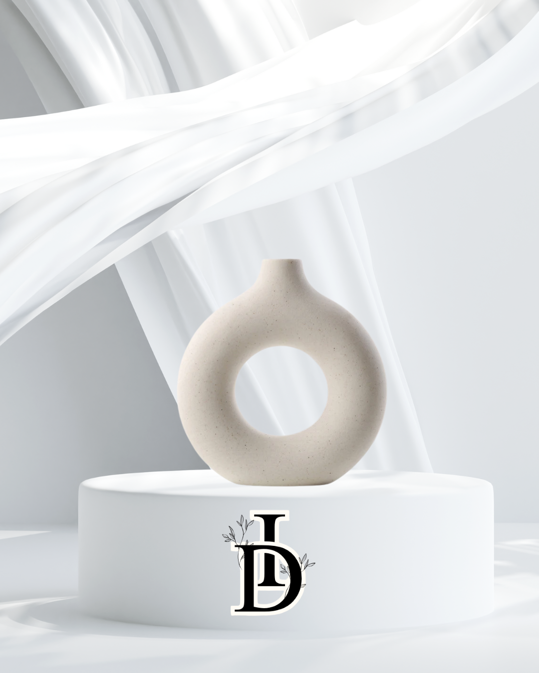 Vase Design Nordique en Céramique – Forme Circulaire Creuse