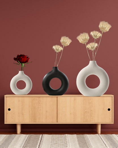 Vase Design Nordique en Céramique – Forme Circulaire Creuse