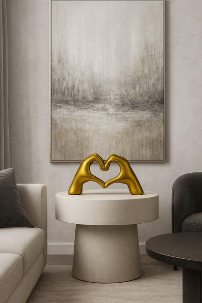 Statue Main Dorée en Forme de Cœur