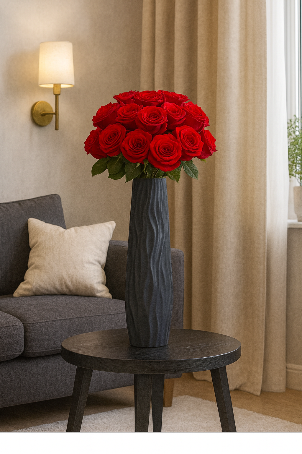 Grand vase décoratif texturé incassable sur pied